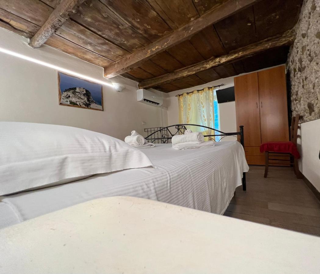 A casa di Alessandro Appartment's Tropea Esterno foto