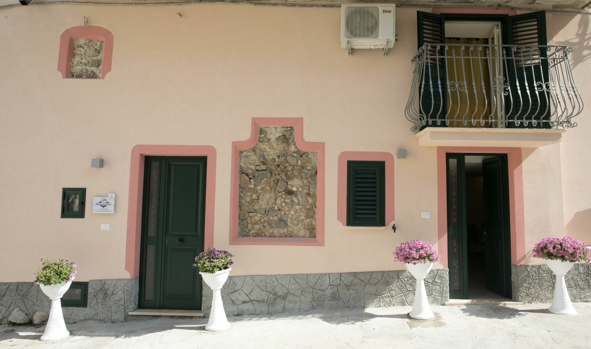 A casa di Alessandro Appartment's Tropea Esterno foto
