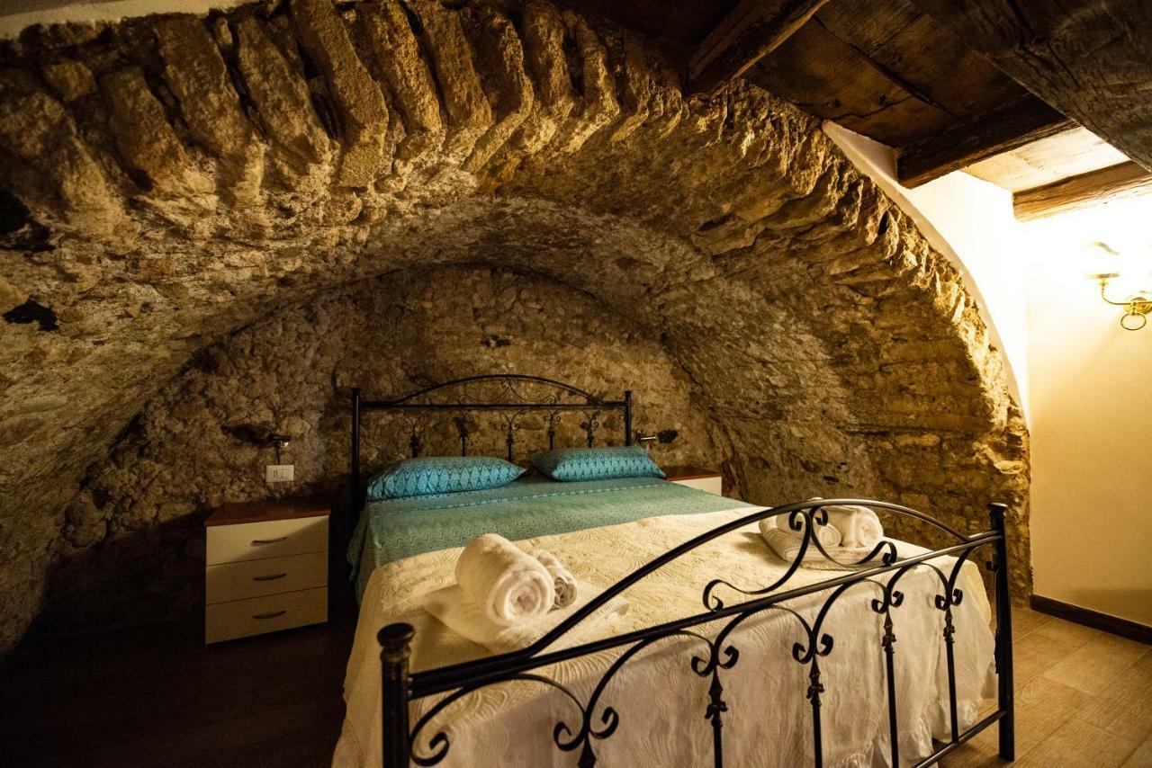 A casa di Alessandro Appartment's Tropea Esterno foto