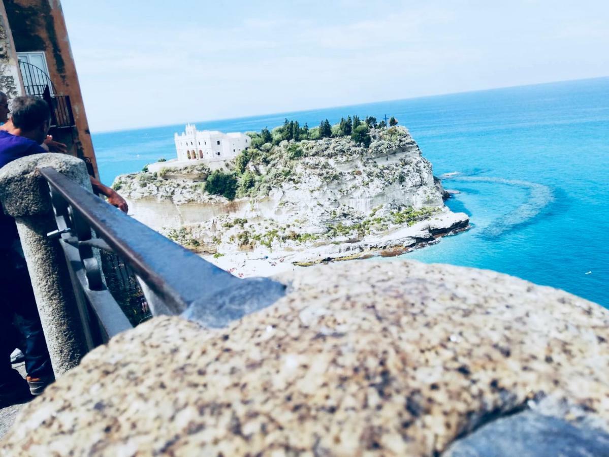 A casa di Alessandro Appartment's Tropea Esterno foto